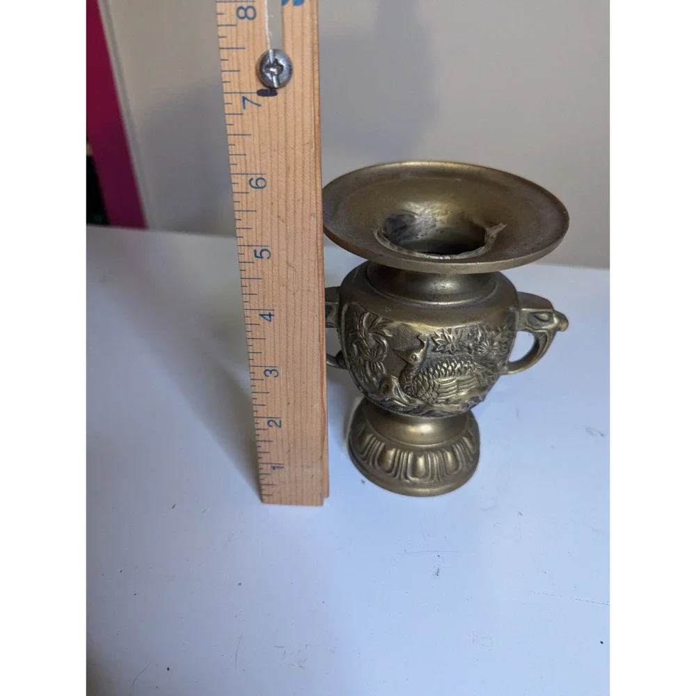 Vintage brass ?‎ Peacock design eagle face handles alter flower vase estate find